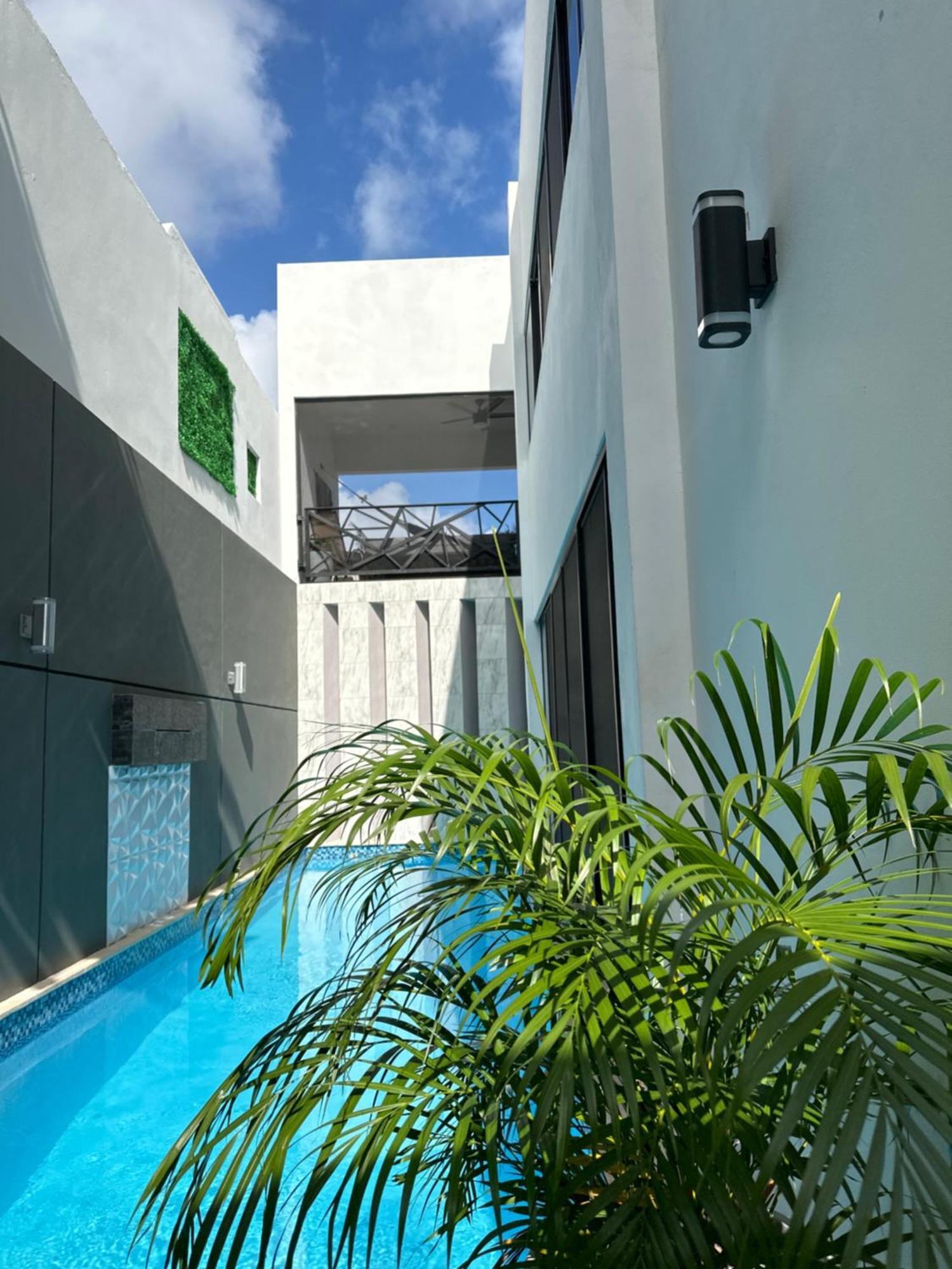 Апартаменты Oasis Urban Retreat Канкун Экстерьер фото